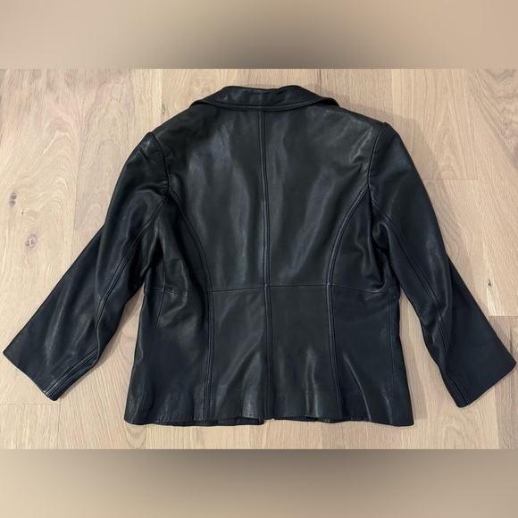 Women’s Danier Leather Jacket - Size Medium - Picture 3 of 4